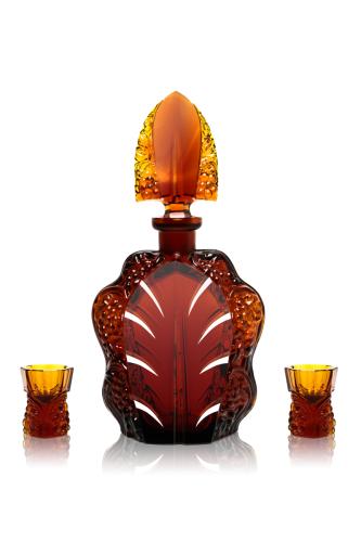 Halama Glass