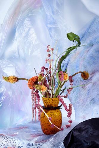 František Jungvirt, UNDERWATER COLLECTION for AJETO, VASE 6, tvarované ručně foukané sklo, hutně zdobené, 2022, photo by Shotby_us